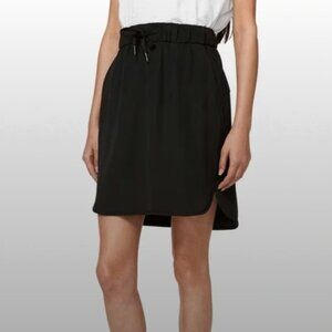 Lululemon On the Fly Black Skirt